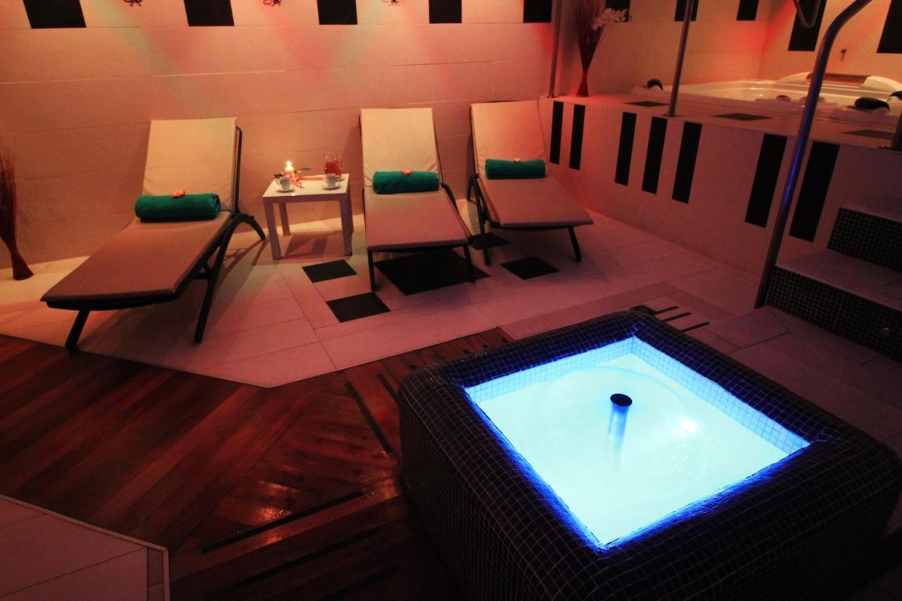 Marina Palace & Congress Hall 4*