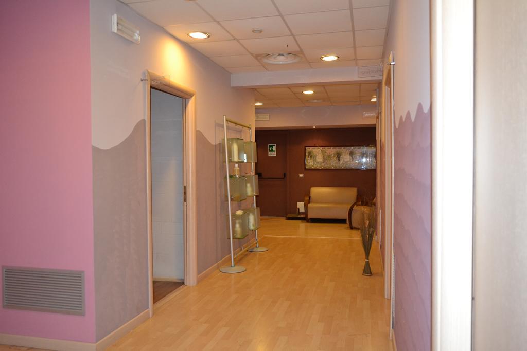 Marina Palace & Congress Hall 4*