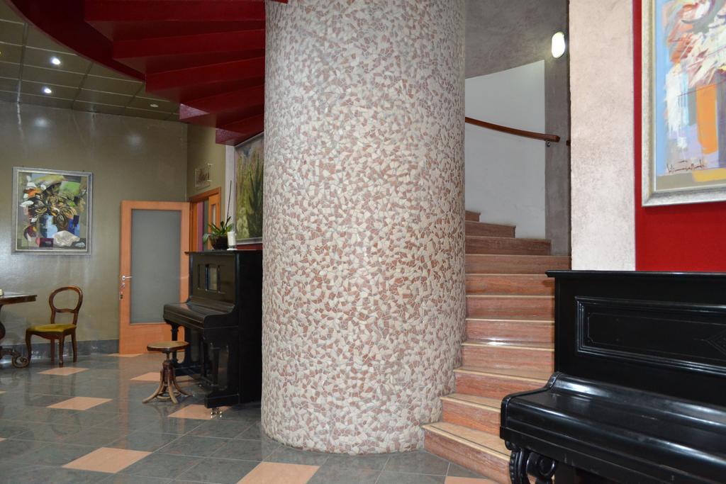 Hotel Marina Palace & Congress Hall Aci Trezza