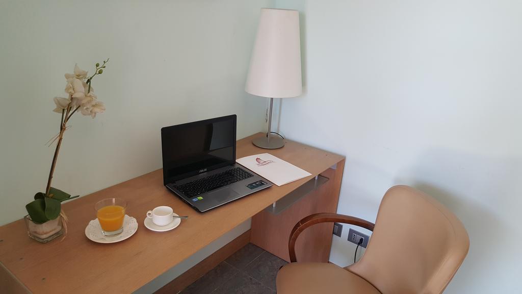 Marina Palace & Congress Hall 4*