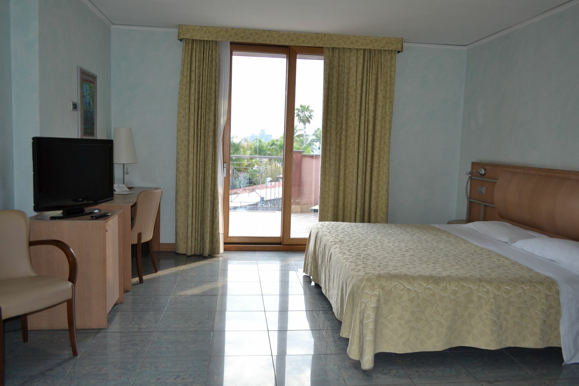 Hotel Marina Palace & Congress Hall